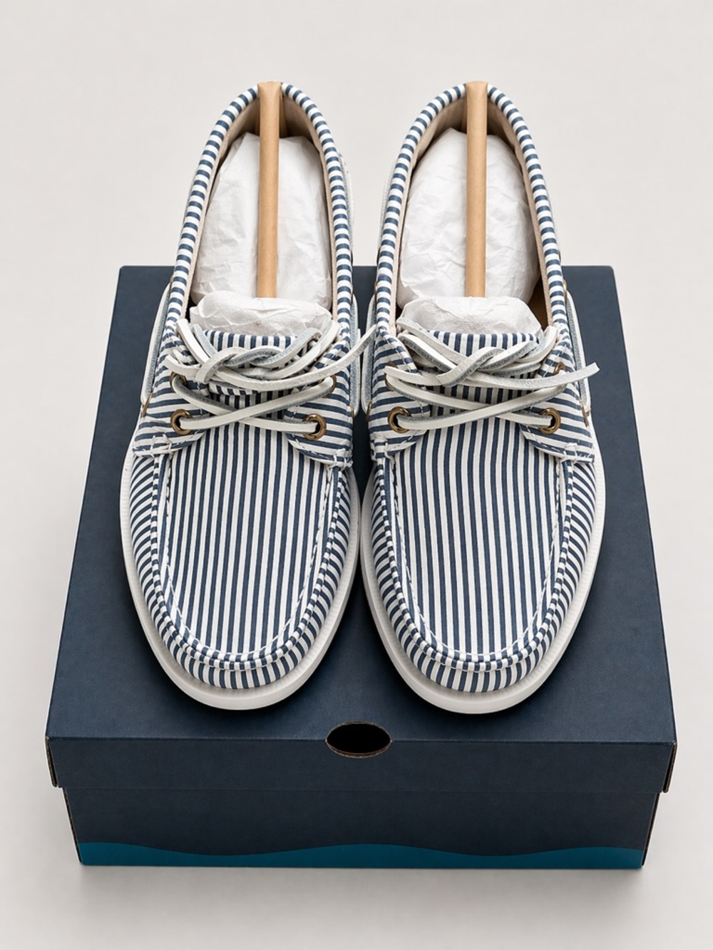 Sperry Women's Boat Shoes White/Navy Striped Canvas US 6 M